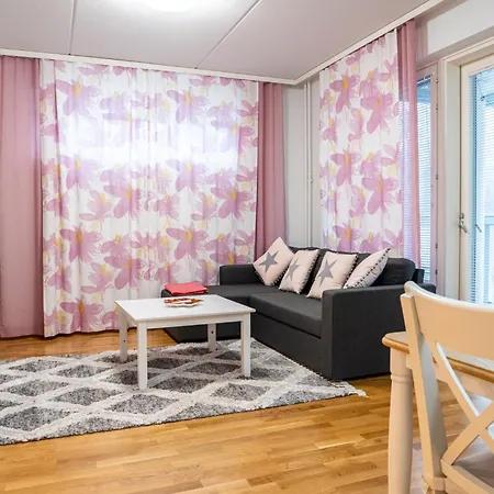 Kaksio Helsingissae Hyvien Kulkuyhteyksien Varrella Appartement Helsinki