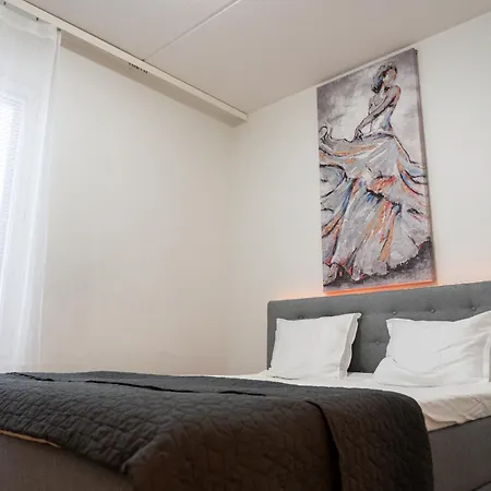 Kaksio Helsingissae Hyvien Kulkuyhteyksien Varrella Apartment *