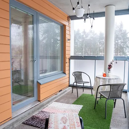 Lägenhet Kaksio Helsingissae Hyvien Kulkuyhteyksien Varrella Helsingfors