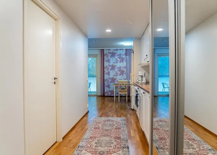 Kaksio Helsingissae Hyvien Kulkuyhteyksien Varrella *