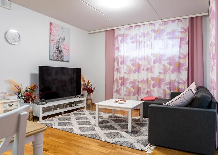 Kaksio Helsingissae Hyvien Kulkuyhteyksien Varrella Helsinki